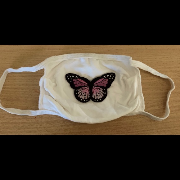 Brandy Melville Other - butterfly mask✨